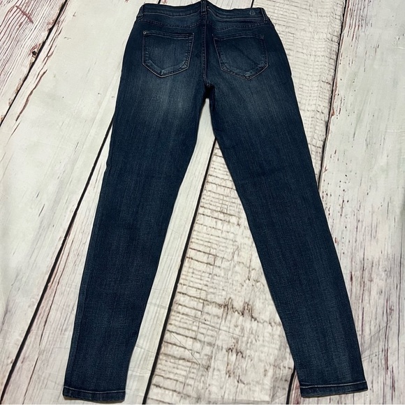 KENSIE EFFORTLESS ANKLE LENGTH MID RISE SKINNY JEANS size 6 or 28 EUC - Picture 2 of 14